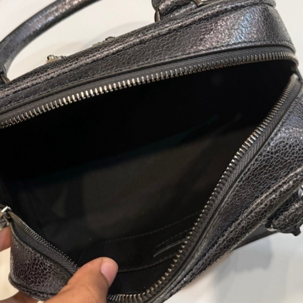 Versace Metallic Black Calf Leather 2-way Handbag with Crossbody Original Strap💜 - Picture 6 of 10